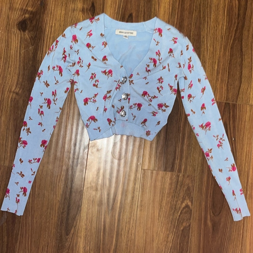 Urban outfitters sweater xs